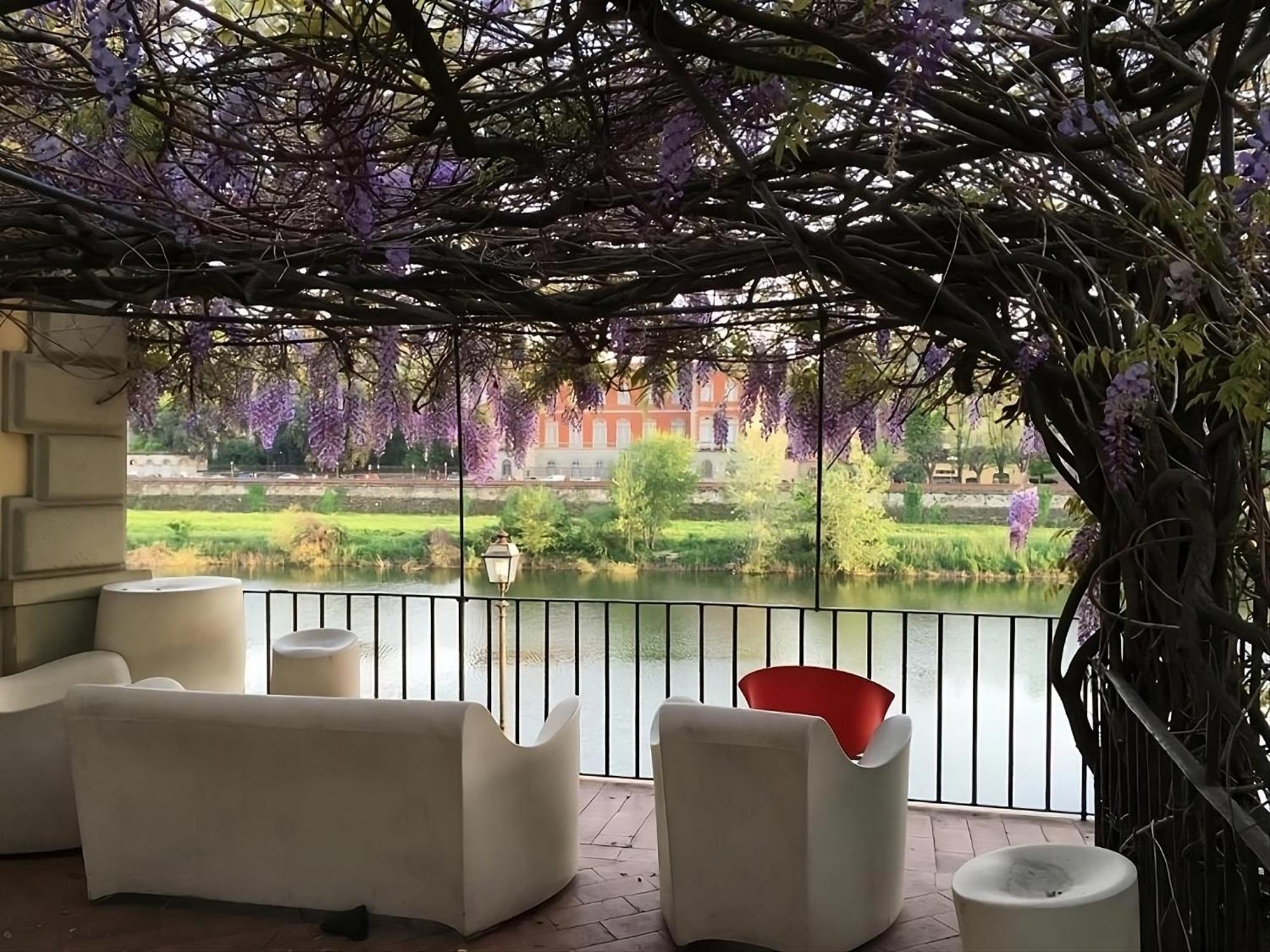 Lungarno Ponte Vecchio Hotel ฟลอเรนซ์ ภายนอก รูปภาพ